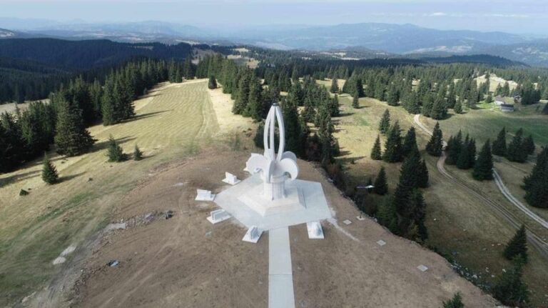 Na Vlašiću: U nedjelju otvaranje spomenika “General Mehmed Alagić – Ljiljan Ljuta greda”