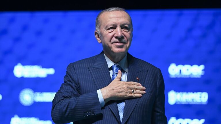 HIT | Erdoan smislio ideju: Želi osnovati islamski savez