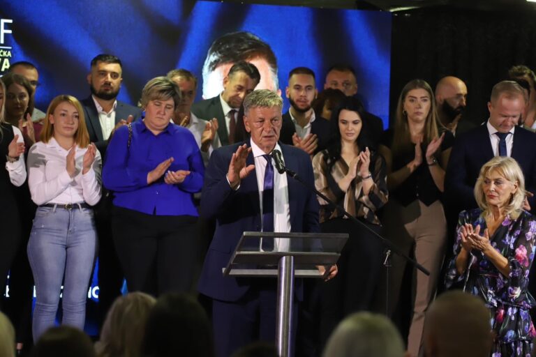 Svečano predstavljena lista BHI-KF za GV Zenica, Kasumović poručio: Moramo završiti SDA!