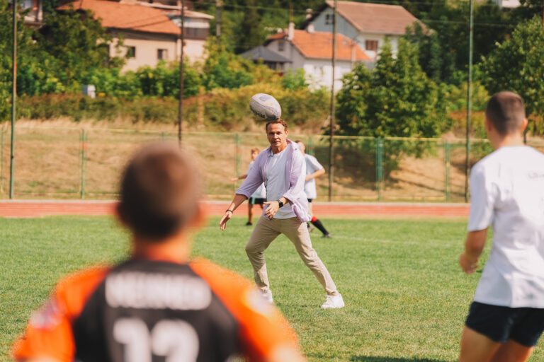 Enis igrao ragbi na Kamberovića Polju