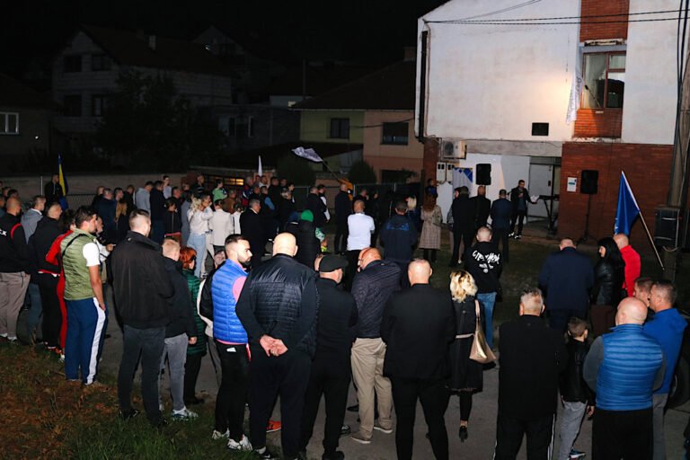 Veličanstveni skupovi Snage naroda u Vraci i Gračanici: Želimo riješiti probleme naše Zenice!