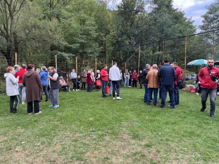 Kandidati SDP-a Zenica posjetili Donje Babino i Hajkoviće: “SDP je stranka koja rješava probleme, planski i temeljito”