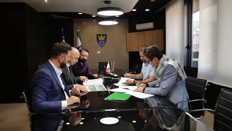 Potpisan ugovor o rekonstrukciji bazena Industrijske škole: Vlada ZDK za prvu fazu radova izdvojila oko 750.000 KM