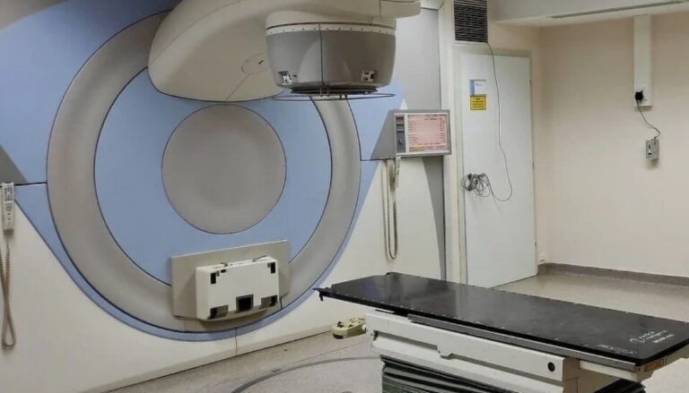 Dok se razmatraju ponude aparata za zračenje u Tuzli, istražitelji vještače dokaze o nabavci