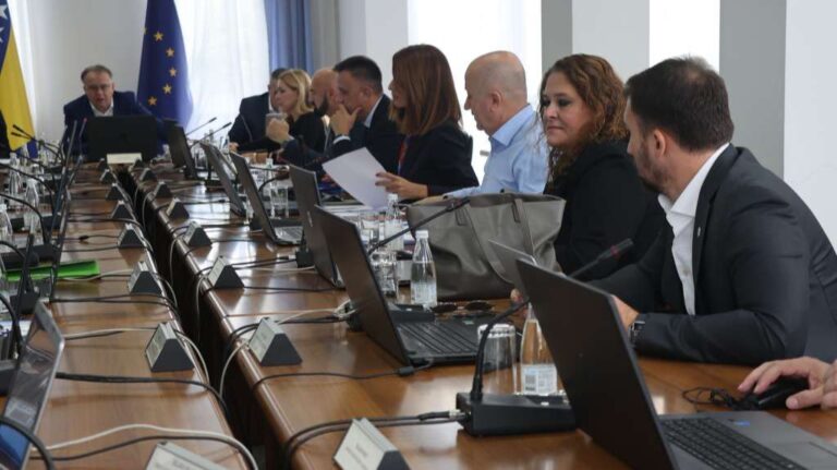 Vlada FBiH: Polugodišnji Konsolidirani izvještaj o izvršenju proračuna