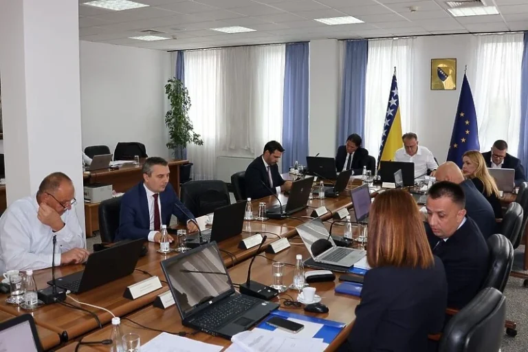 Ovo su nova kadrovska rješenja Vlade Federacije BiH