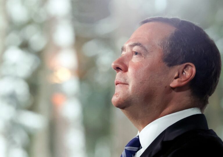 Medvedev ponovo prijeti: Odluka još nije donesena, ali svakom strpljenju dođe kraju