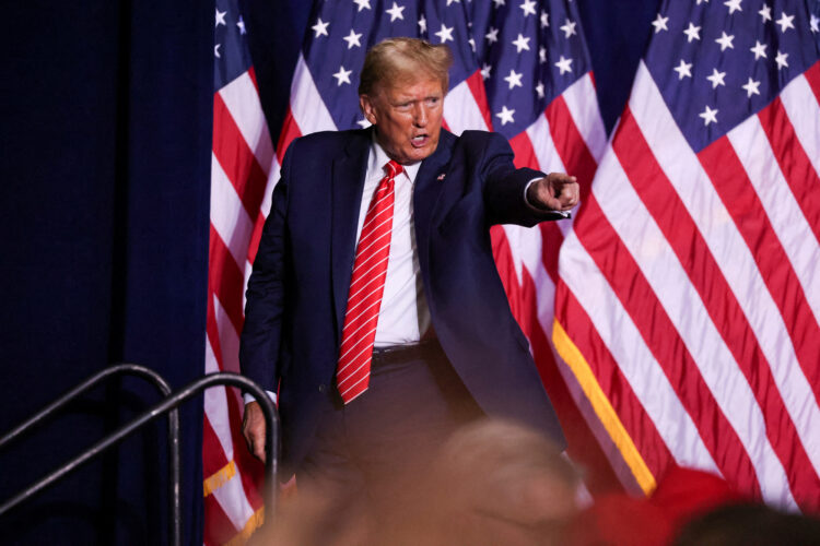 Trump rekao da će Jevreji biti djelimično krivi ako izgubi izbore