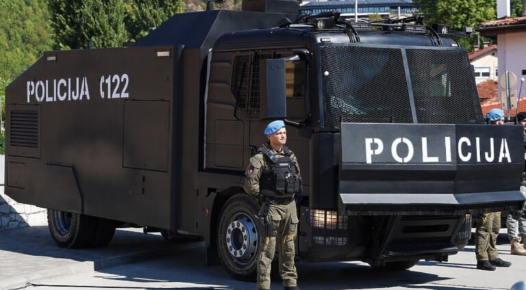 MUP KS predstavio nova oklopna vozila: Pogledajte kako izgledaju i koje su im karakteristike