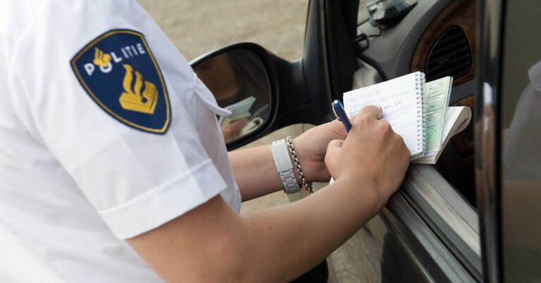 Nizozemska povećala saobraćajne kazne: Zloupotreba mjesta za osobe s invaliditetom 500 eura