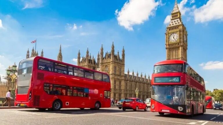 UŽAS | Za Jevreje u Londonu uvedena posebna autobuska linija zbog “sigurnosti”