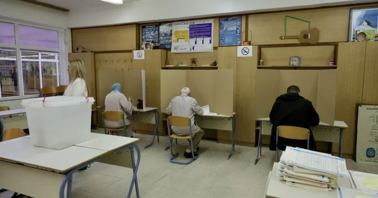 Prvi put na biralištima: Znate li zbog čega su mjesta za glasanje sada okrenuta ka biračkim odborima?