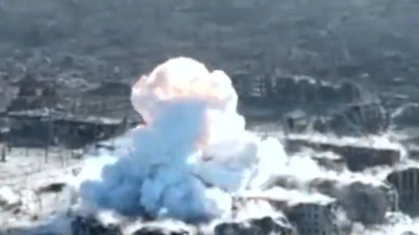 Kruži video: Da li su Rusi prvi put upotrijebili “oca svih bombi”?