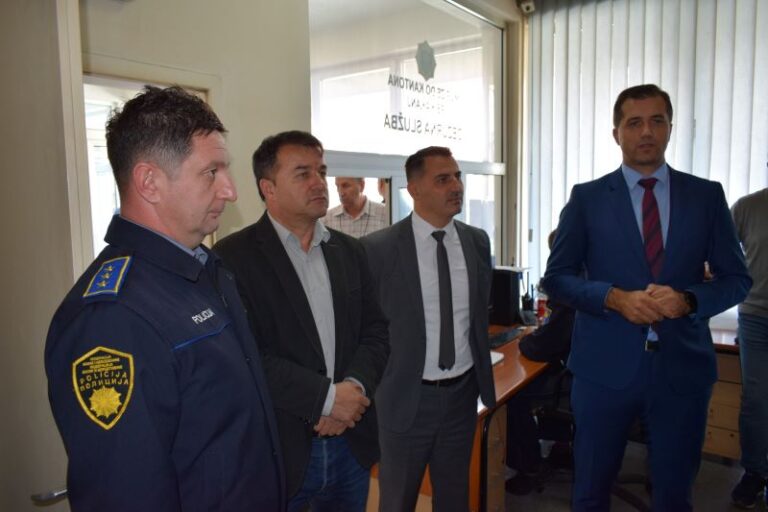 MUP ZDK: U nastavku unapređenja sistema nadzora i kontrole na području ZDK u rad pušten savremeni sistem videonadzora na području Kaknja