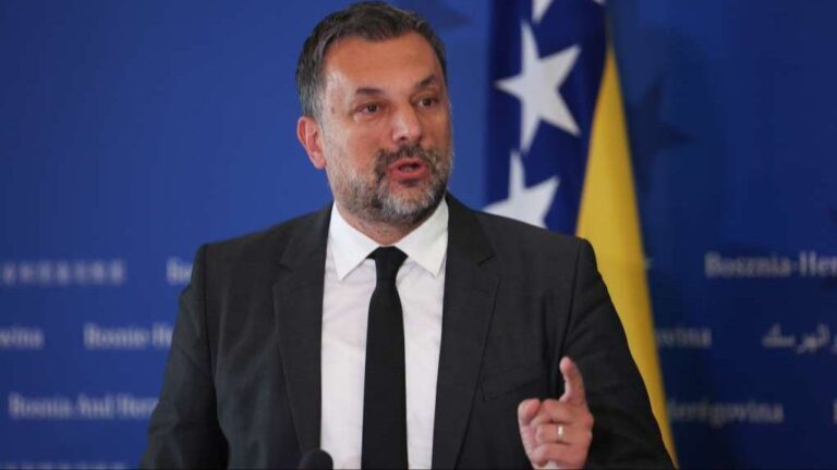 Konaković poručio delegatima SDA iz Kluba Bošnjaka: “Izdali ste državu, lažljivci”
