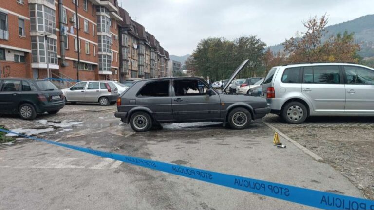 Uhapšen Zeničanin koji je zapalio tri vozila na parkingu