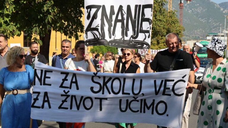 Prosvjetari će danas svoja prava tražiti na ulicama Mostara i Širokog Brijega