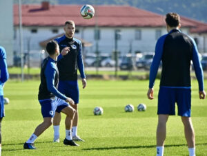 Zmajevi obavili posljednji trening pred Njemačku, Barbarez s Kolašincem obavio poseban razgovor
