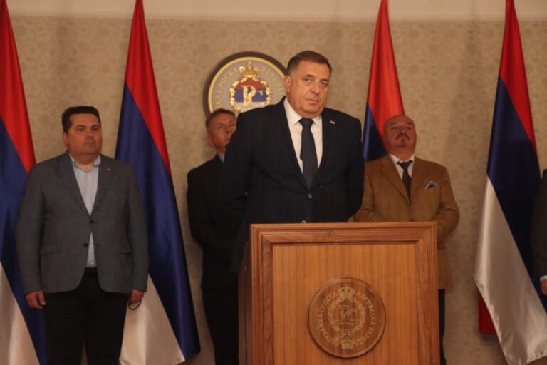 Dodik bijesan na partnere: Čović to nije smio uraditi, a vidim i da sastanke zakazuju bez mene. Namjerno mi to rade