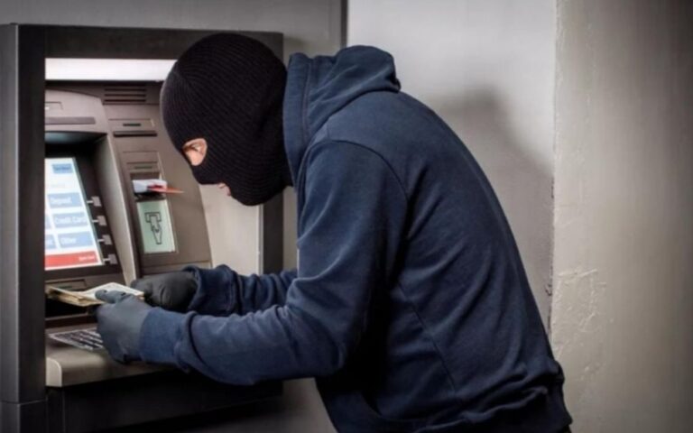 “PAO” / Policija uhapsila serijskog pljačkaša bankomata, odnio 500 hiljada eura