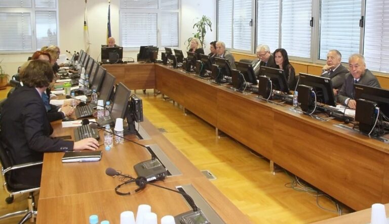 Tužiteljici iz Sarajeva potvrđena sankcija smanjenje plate zbog nemara