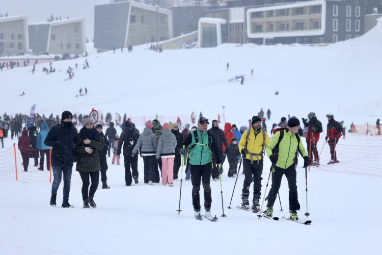Uskoro početak skijaške sezone na Bjelašnici i Vlašiću: Donosimo koji su to novi sadržaji i cijene za 2024. godinu
