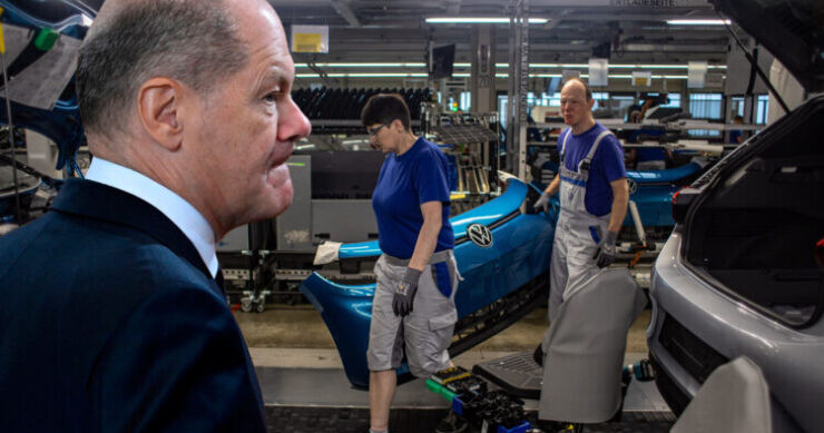 Njemačka je na koljenima, prijeti politički haos i kolaps: Otpuštaju se radnici, zatvaraju se fabrike…