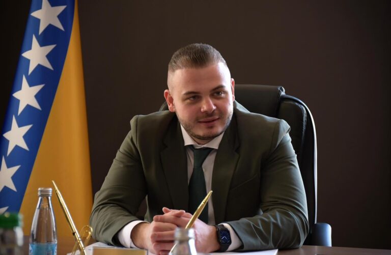 Rusmir Isak čestitao Dan državnosti BiH