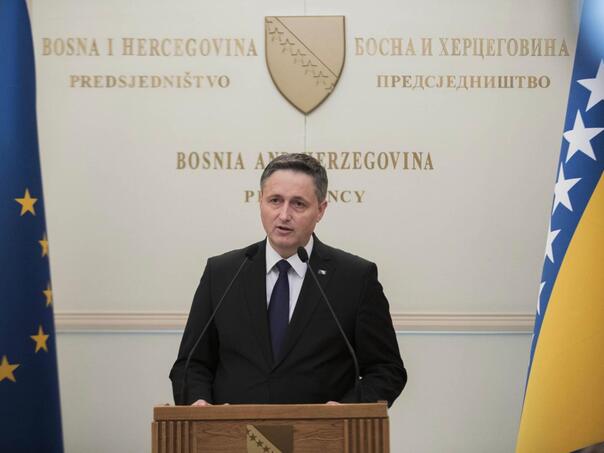 Bećirović uputio saučešće povodom tragedije u Novom Sadu