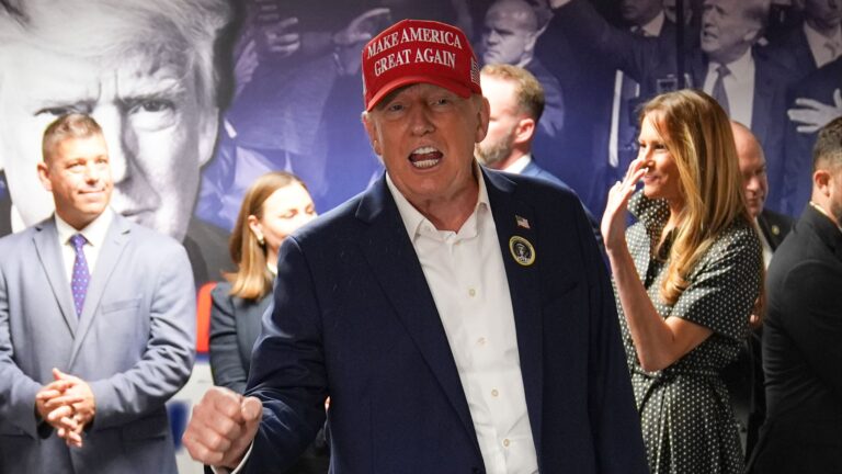 Donald Tramp preuzima funkciju predsjednika 20. januara naredne godine