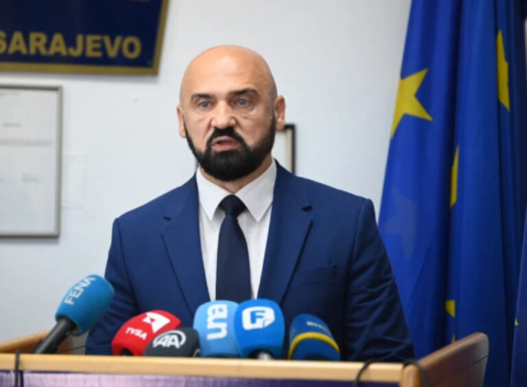 Isak o Dodikovim izjavama o služenju vojske u Srbiji: Ponovo ćeš završiti na optuženičkoj klupi