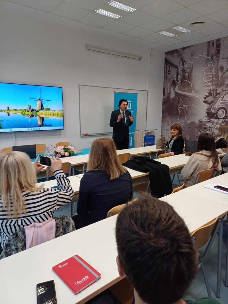 Tribina povodom Međunarodnog dana studenata u suradnji Federalnog ministarstva obrazovanja i nauke i Filozofskog fakulteta Sveučilišta u Mostaru