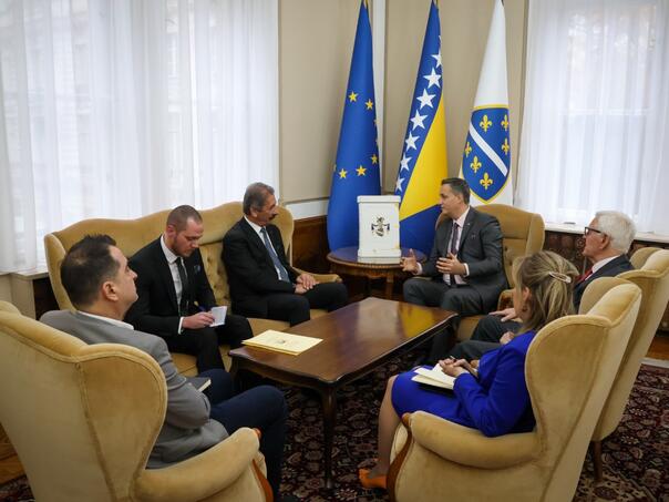 Bećirović s ambasadorom Palestine: Podrška zaustavljanju sukoba u Gazi