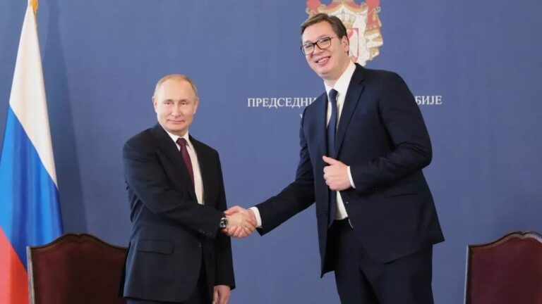 Putin pozvao Vučića u Moskvu: “Iskreno se radujem da vas vidim”