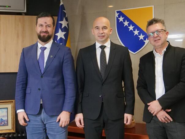 Vlada ZDK: Uposlenim u ustanovama kulture veće plate od 1. januar