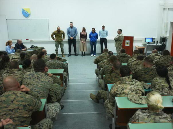 Vrhunski sportisti BiH u kasarni ‘Rajlovac’: Gajimo sportski duh u OSBiH