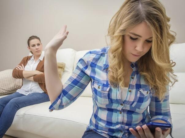 Kako roditelji djeci mogu pomoći da se odupru utjecajima vršnjaka?