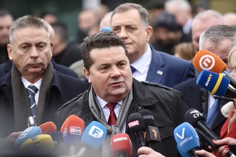 Dodik i Stevandić se obrušili na Islamsku zajednicu zbog “Deklaracije svesrpskog sabora”