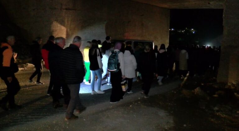 Mještani Donje Jablanice i večeras mirnom šetnjom traže odgovore