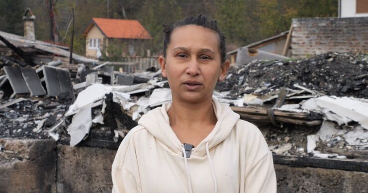PRIČA IZ ZENICE | Ramiza i njena porodica ostali bez svega: “Baraka potpuno izgorjela ja izgubila dijete u stomaku, nemamo ništa”