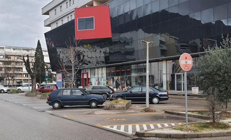 OPET | Zabilježen još jedan slučaj u Mostaru: Nepoznati muškarac ”presreo” djevojčicu