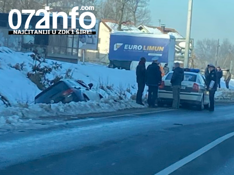 Saobraćajna nesreća na magistralnom putu M-17, automobil završio u kanalu