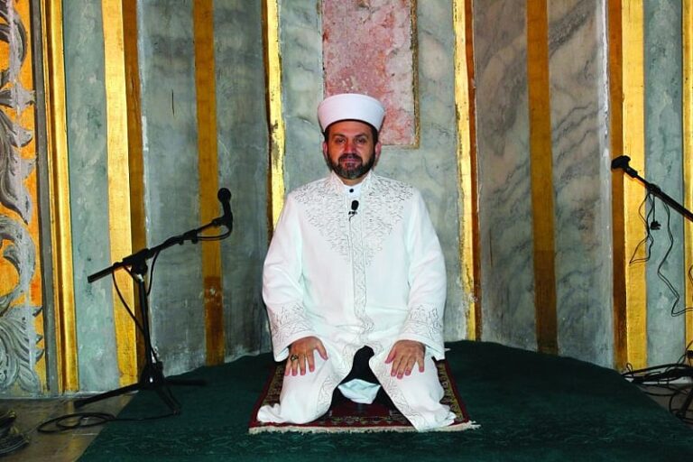 Prvi imam Aja Sofije sutra predvodi džuma-namaz u bihaćkoj Fetahiji