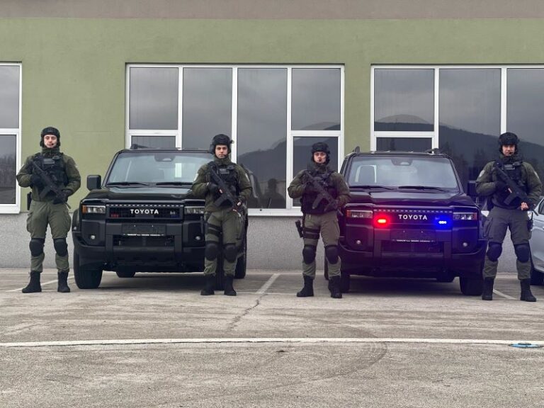 Uprava policije MUP-a ZDK nabavila dva savremena vozila i službene pse 