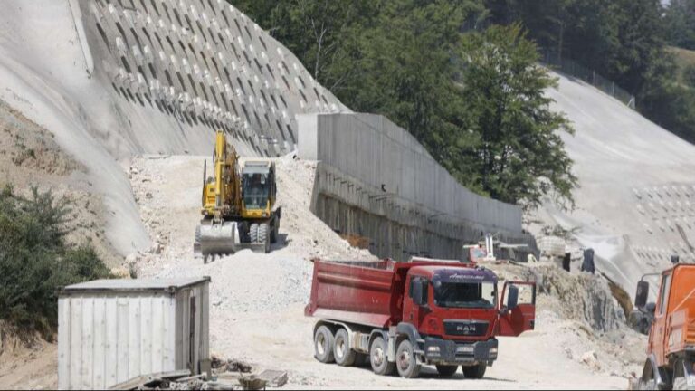NOVI DUG | Vijeće ministara BiH planira zaduženje od 69 miliona eura za završetak dionice autoputa Putnikovo Brdo-Medakovo