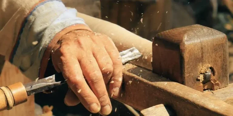 Kako će rast bruto plata utjecati na poslovanje obrtnika u 2025. godini?