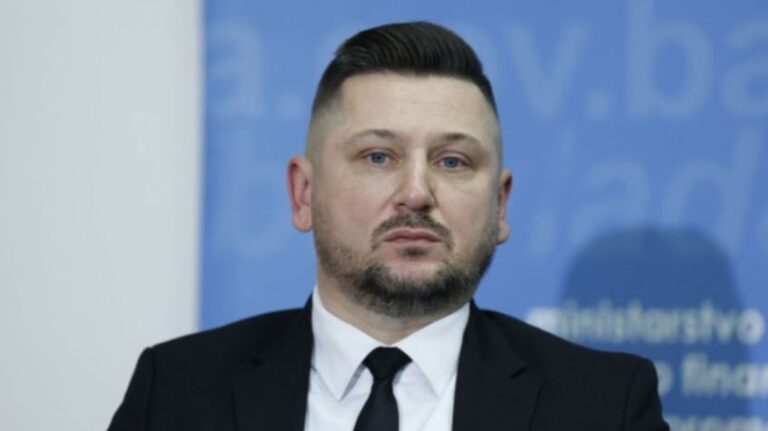 Admir Omerbašić, rukovodilac Porezne uprave FBiH: Otkriveno 249 radnika na crno, kazne veće od 1,5 miliona KM!