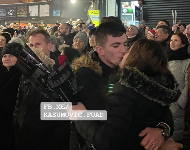 Romantika u Zenici: Mevludin i Hazreta započeli Novu godinu zarukama