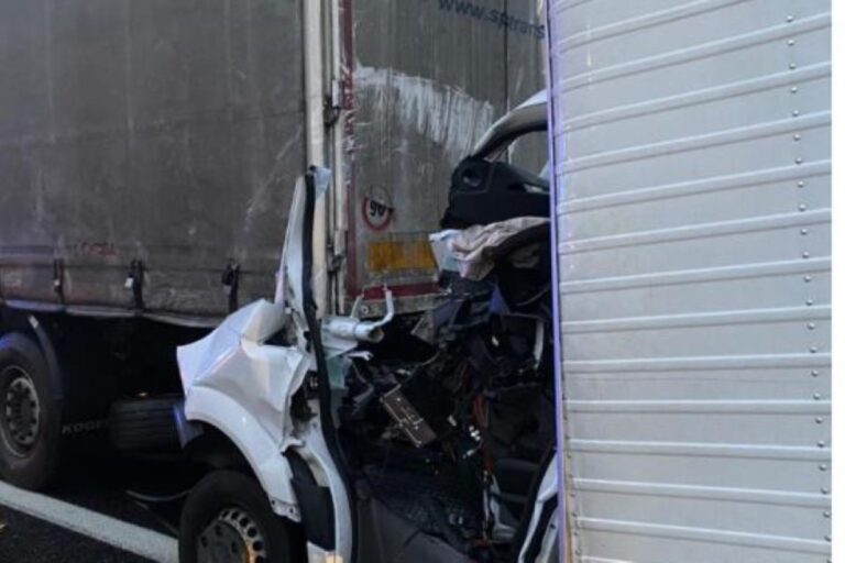 Stravična nesreća u Italiji: Poginuo vozač iz BiH