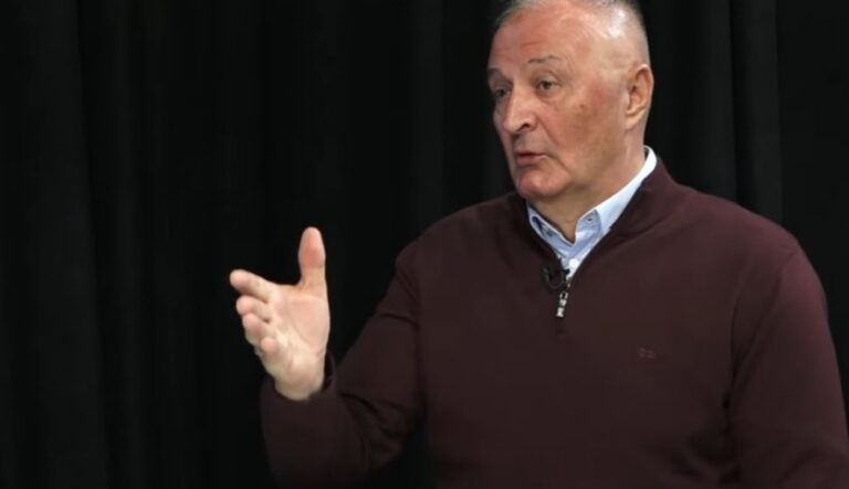 Zukan Helez: Dodiku želim brz oporavak, ali on opet priča o otcjepljenju